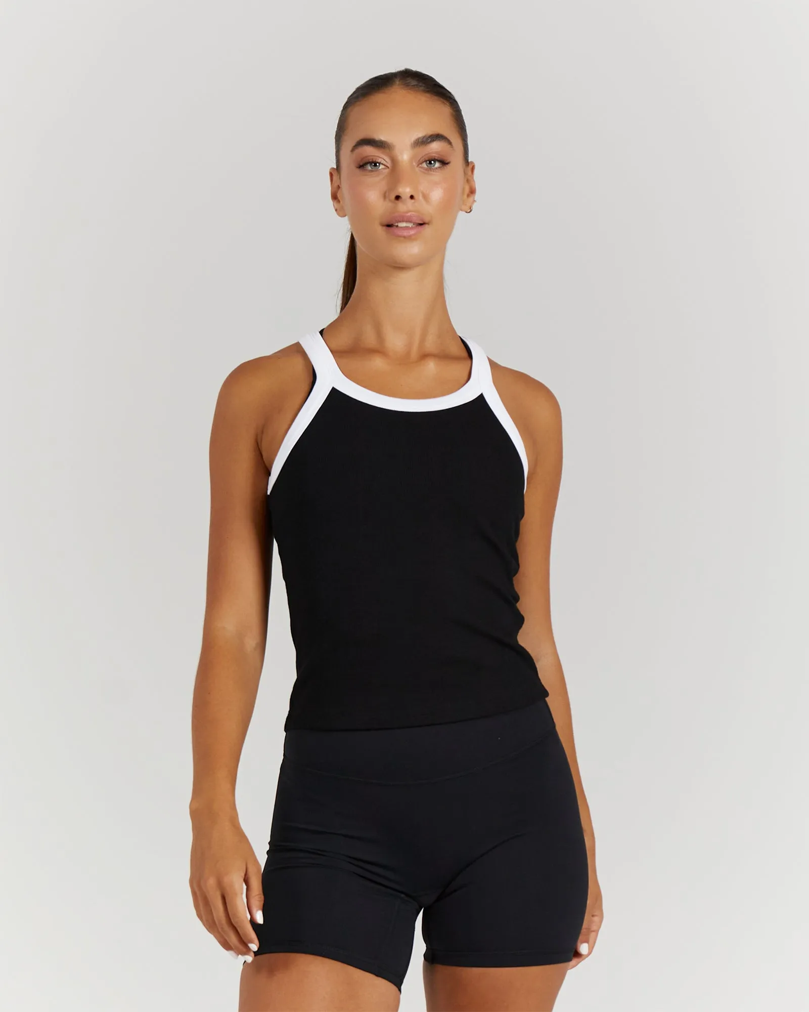 AGILITY RIBBED TANK TOP - BLACK WHITE