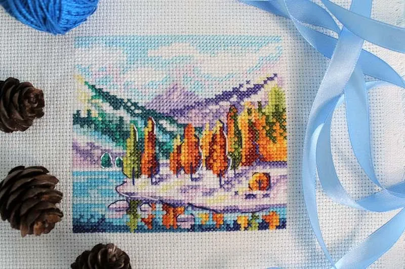 Autumn In The Mountains SM-613 Counted Cross-Stitch Kit