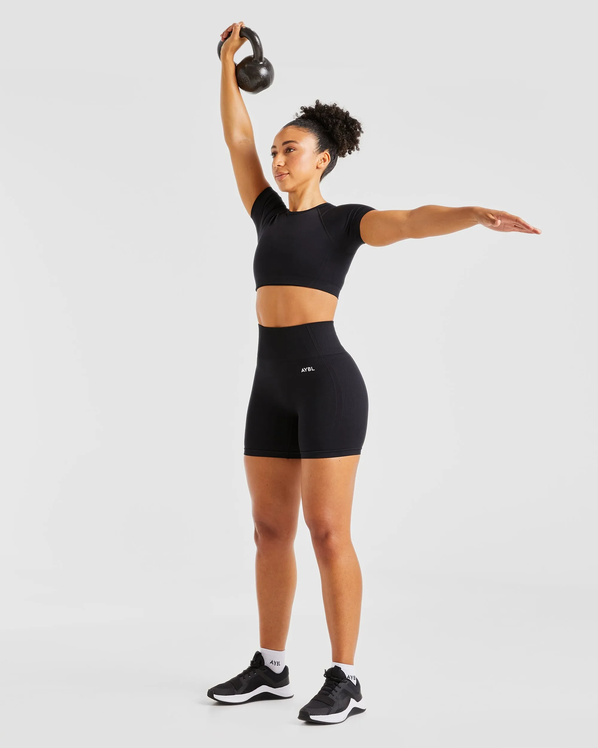 Balance V3 Seamless Crop Top - Black