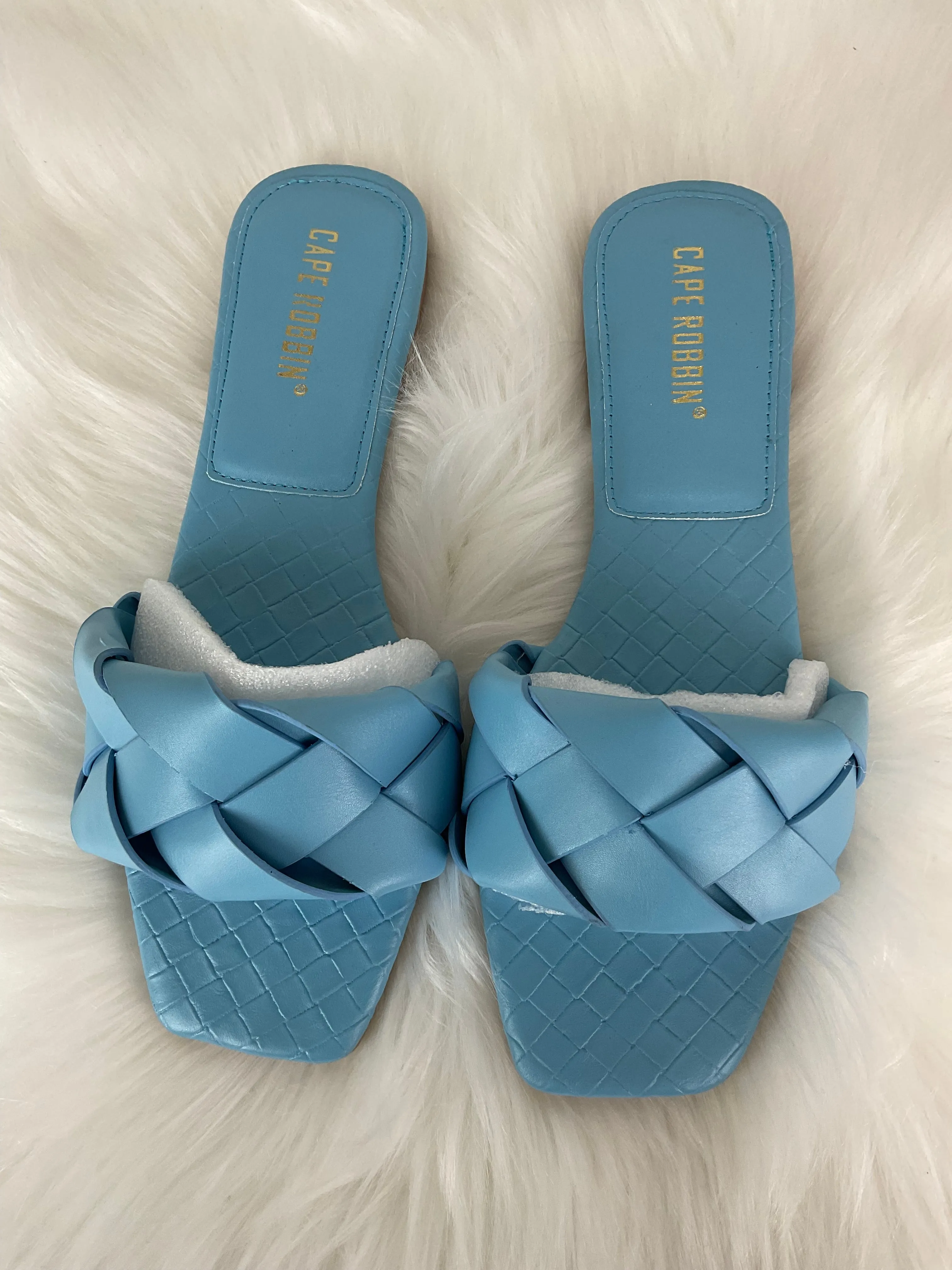 Blue Sandals Flats Clothes Mentor, Size 8.5