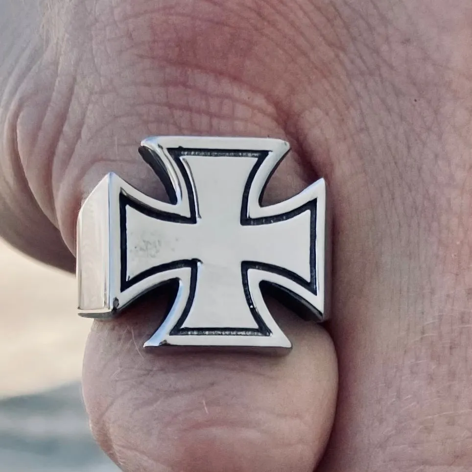 Cross Ring - Maltese - R192