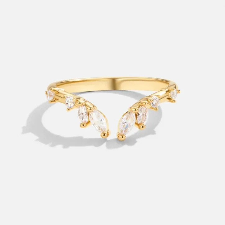 Lily Crystal Gold Vine Ring