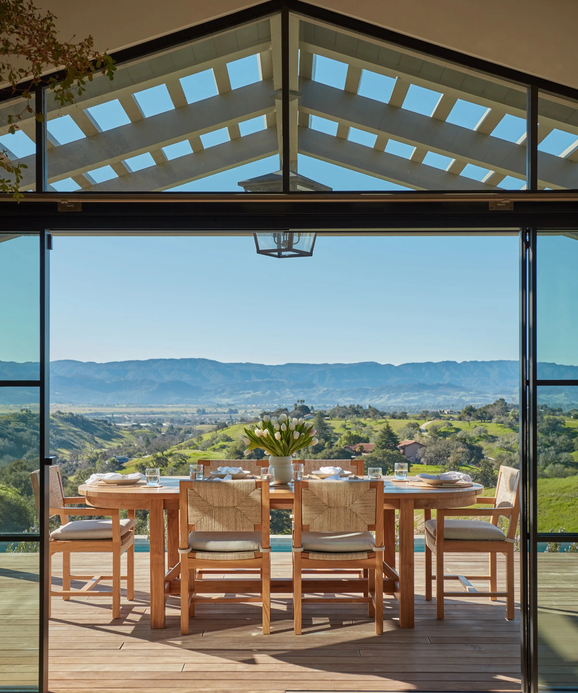 Outdoor Montecito Dining Arm Chair