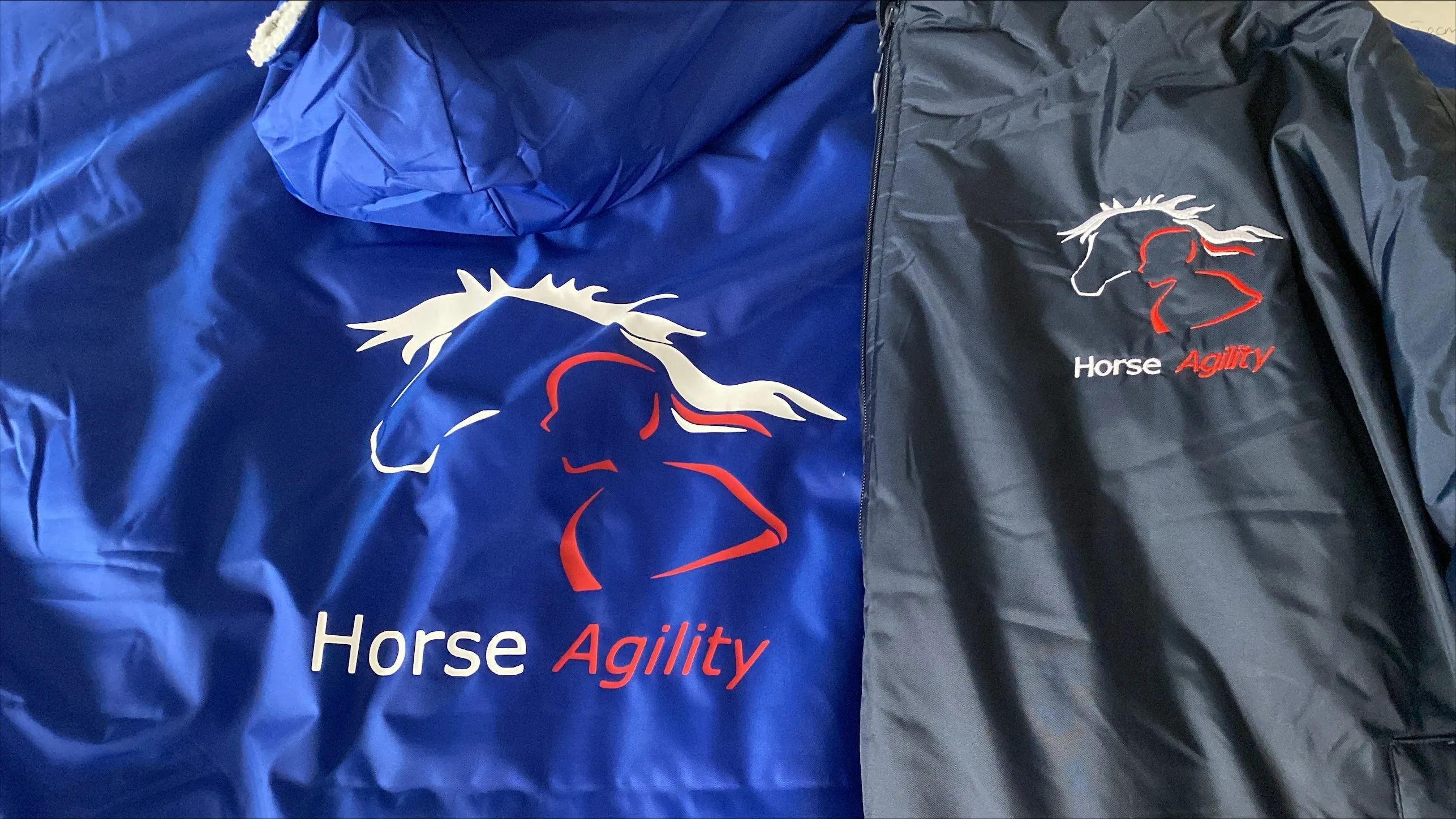 The International Horse Agility Club Team Robe